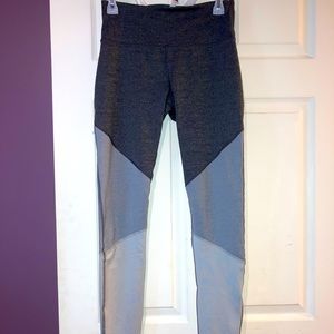 Old Navy Active Go Dry Leggings